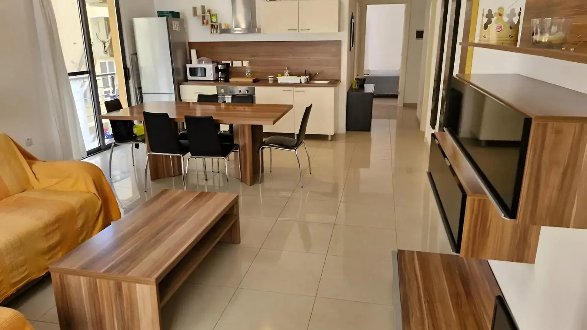 Elegant Apartment In Sliema, Malta